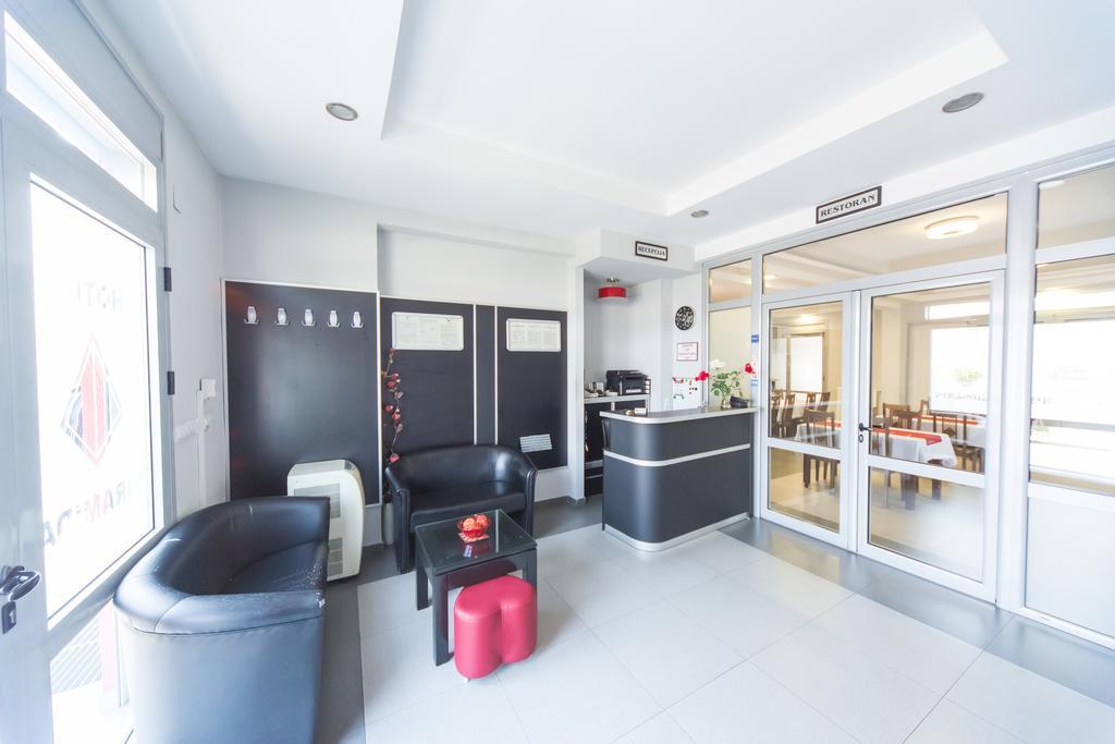 Hotel Piramida Podgorica Eksteriør bilde