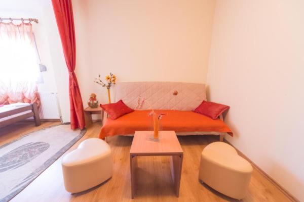 Hotel Piramida Podgorica Eksteriør bilde