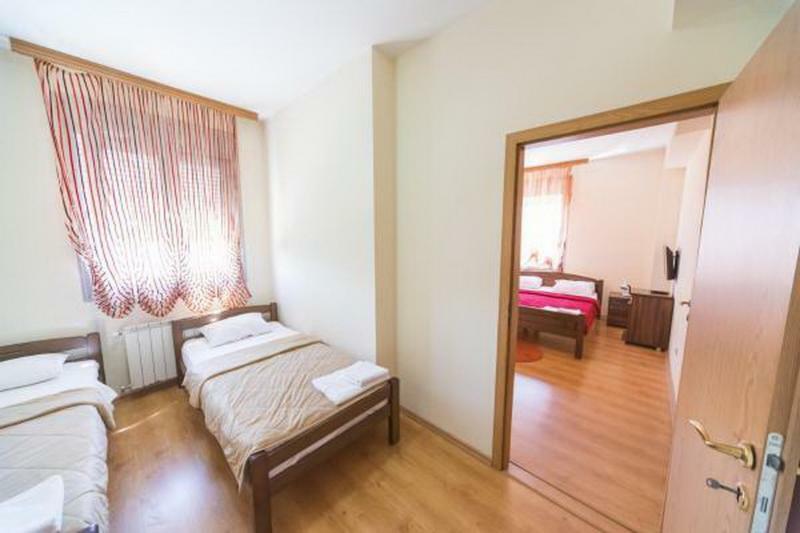 Hotel Piramida Podgorica Eksteriør bilde